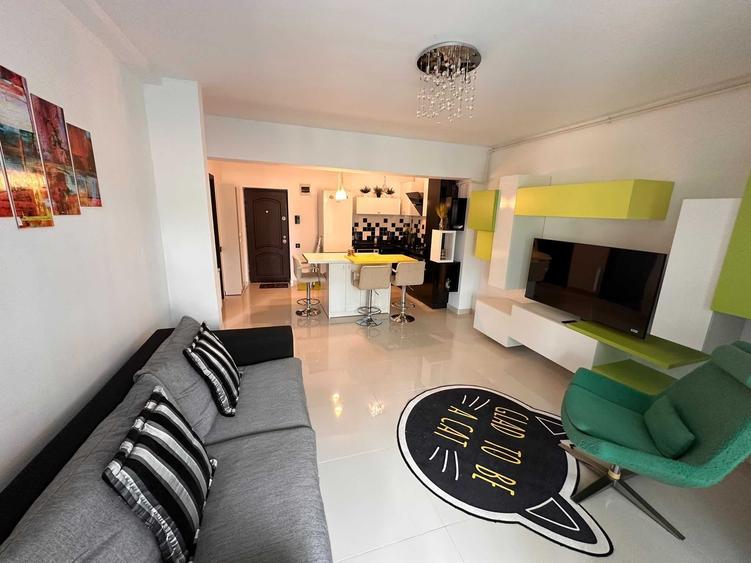 Apartament cu 2 camere semidecomandat în Dosu Bricii