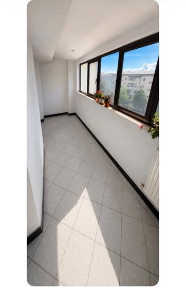 Proprietar PF vand apartament cu 4 in camere, situat in zona Arena Mall. - 8
