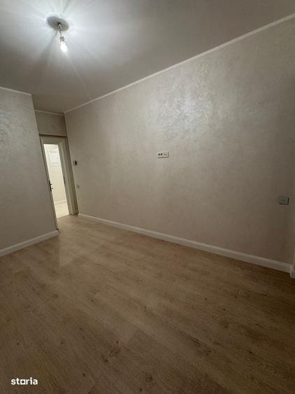 Apartament cu 2 camere decomandat în Breazu