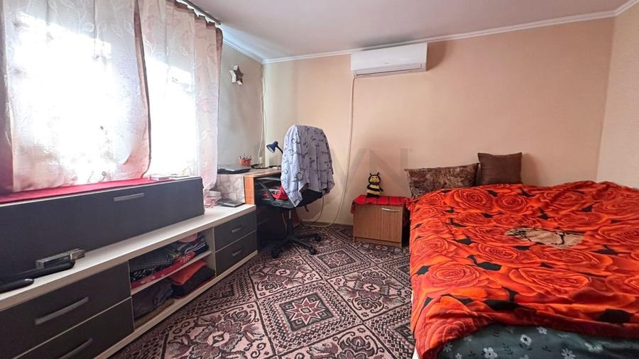 Casă individuală cu 4 camere cu Canalizare în Nord