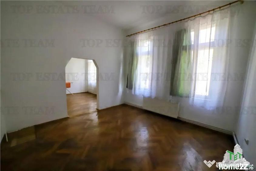 Apartament cu 4 camere decomandat, mobilat în Kogălniceanu