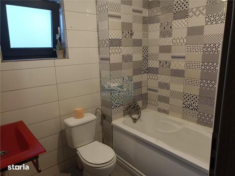 Apartament cu 3 camere, mobilat în Central