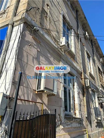 Casă cu 40 camere cu Teren 1130 Mp în Calea Victoriei