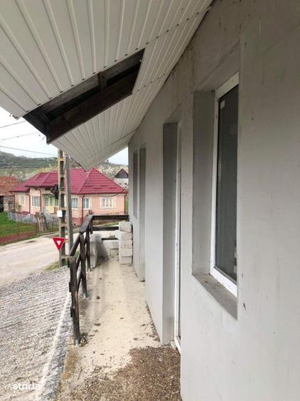 Casa P+M 88 mp, teren 496 mp, langa Cetatea Ciceului Ciceu Corabia - 3