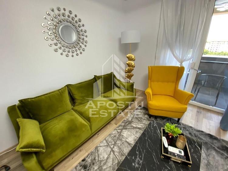 Apartament de lux, cu 2 camere, decomandat, in IRIS - 4