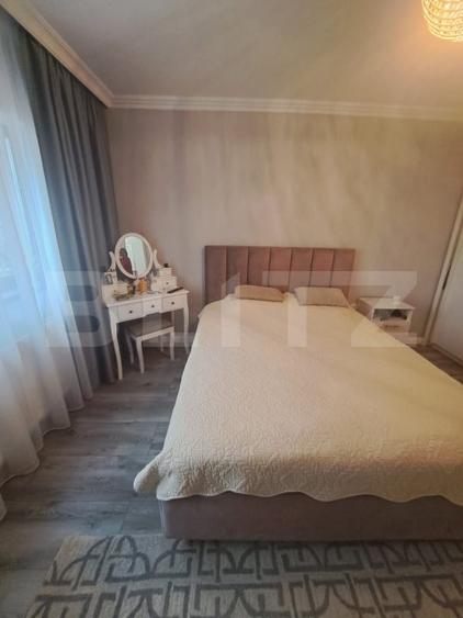 Duplex cu 3 camere cu Canalizare în Sânpetru