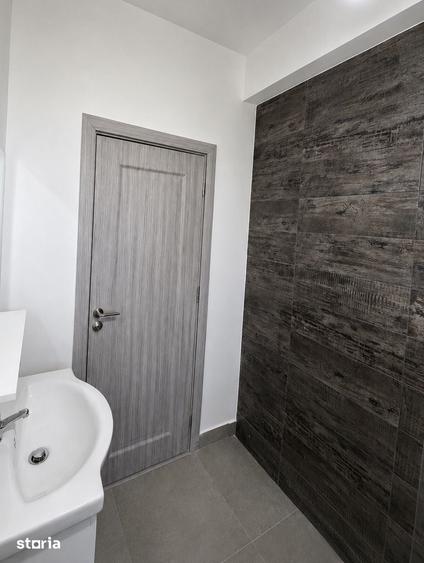 Casă cu 4 camere cu Teren 330 Mp în Crevedia
