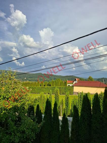 Casă individuală cu 4 camere cu Teren 700 Mp în Sovata