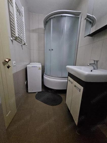 Garsonieră decomandată în Badea Cârțan