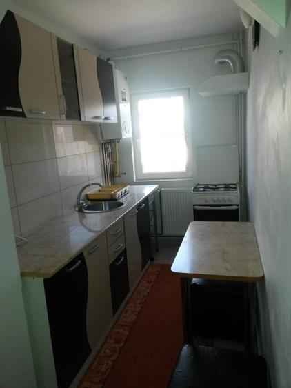 Apartament 1 camera  decomandat Zona Aem langa Profi Centrala amenajat - 4