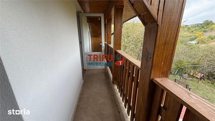 Casa de vanzare in Alba Iulia 5 camere 2300 mp teren - 1