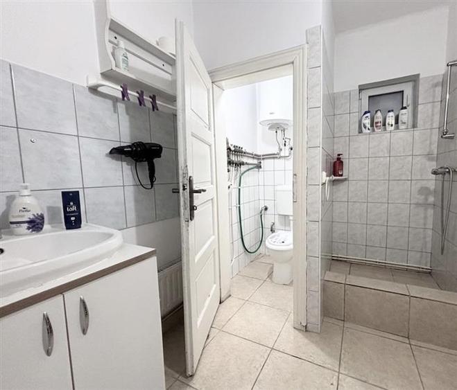 Casă individuală cu 3 camere cu Canalizare în Nufărul