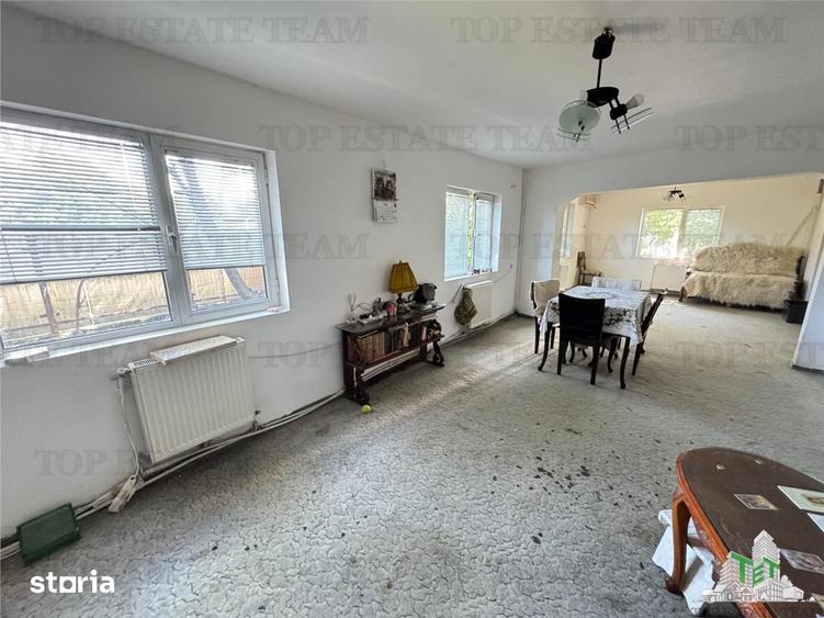 Casă cu 6 camere cu Teren 2000 Mp în Movilița
