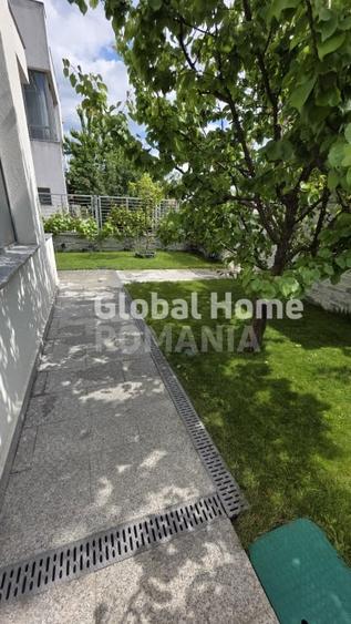 Casă individuală cu 4 camere cu Canalizare în Băneasa