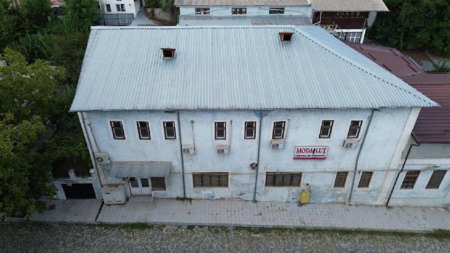 Spațiu industrial, de 800 mp, în Central