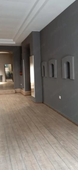 Spațiu comercial, de 98 mp, în Centrul Istoric