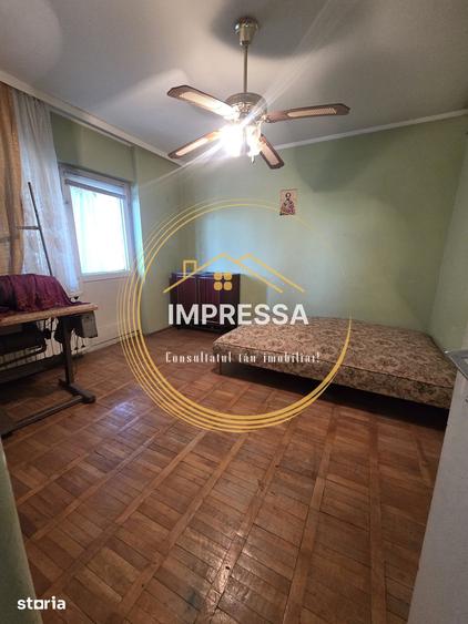 Se vinde apartament 3 camere 71mp decomandat 64.900euro neg - 2
