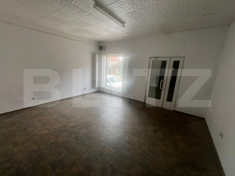 Spațiu comercial, de 73 mp, în Traian