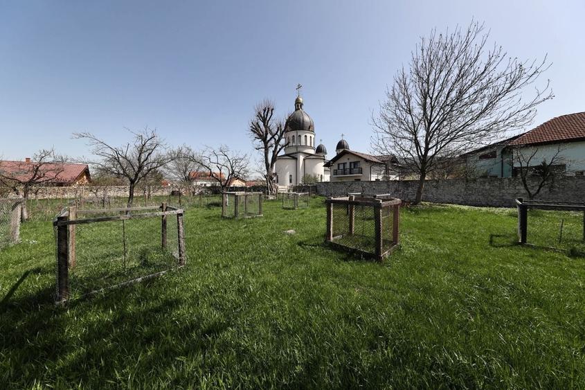 Casă individuală cu 3 camere cu Canalizare în Cristian