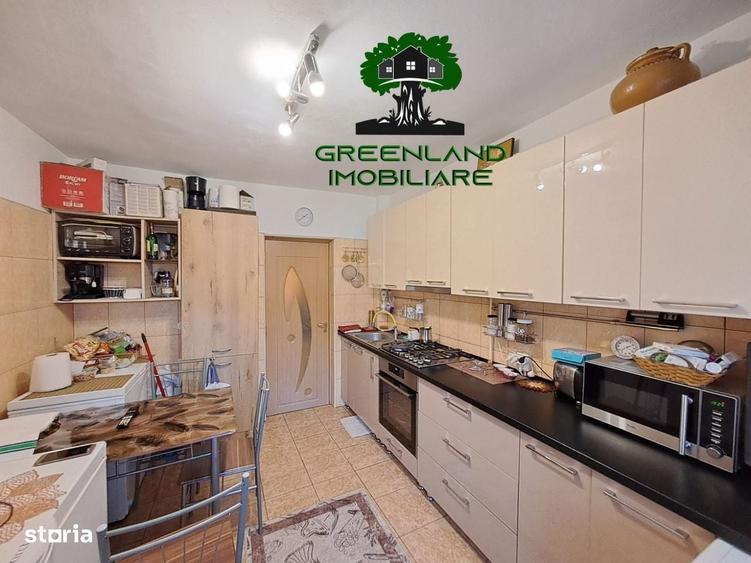 Apartament cu 3 camere decomandat în Lunca Cetățuii