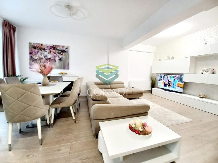 Apartament cu 3 camere semidecomandat, mobilat în Băneasa