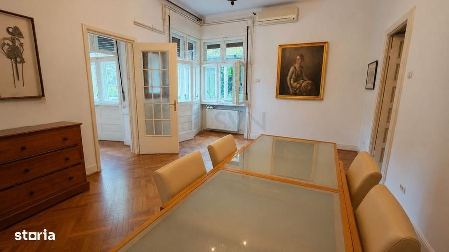 Apartament cu 4 camere semidecomandat în Dorobanți