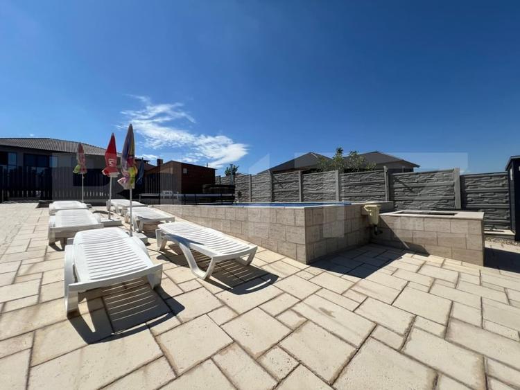 Casă individuală cu 4 camere cu Piscina în Sânmartin