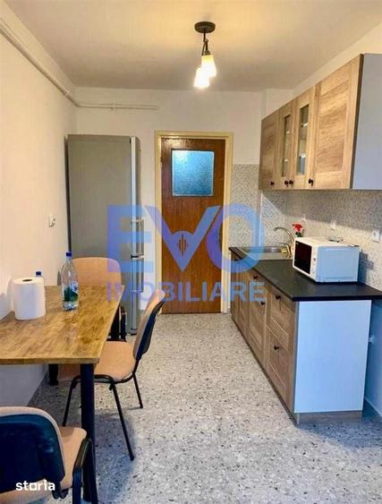 Apartament cu 3 camere decomandat, mobilat în Copou