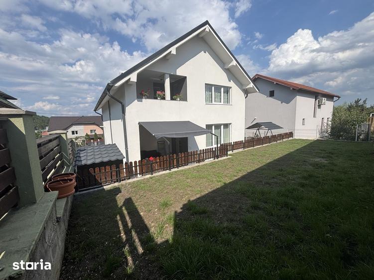 Casă cu 5 camere cu Teren 500 Mp în Apahida