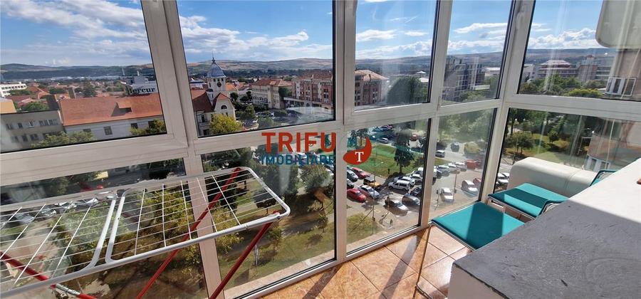 Apartament cu 3 camere decomandat, mobilat în Ampoi 1