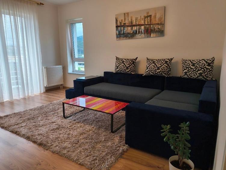 Apartament cu 2 camere decomandat în Avantgarden