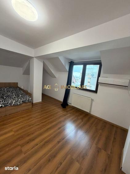 Apartament cu 4 camere, mobilat în Băneasa