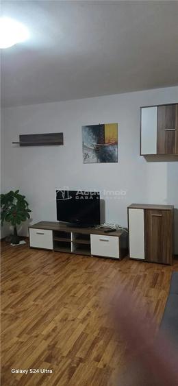 Apartament cu 2 camere decomandat în Micro 11