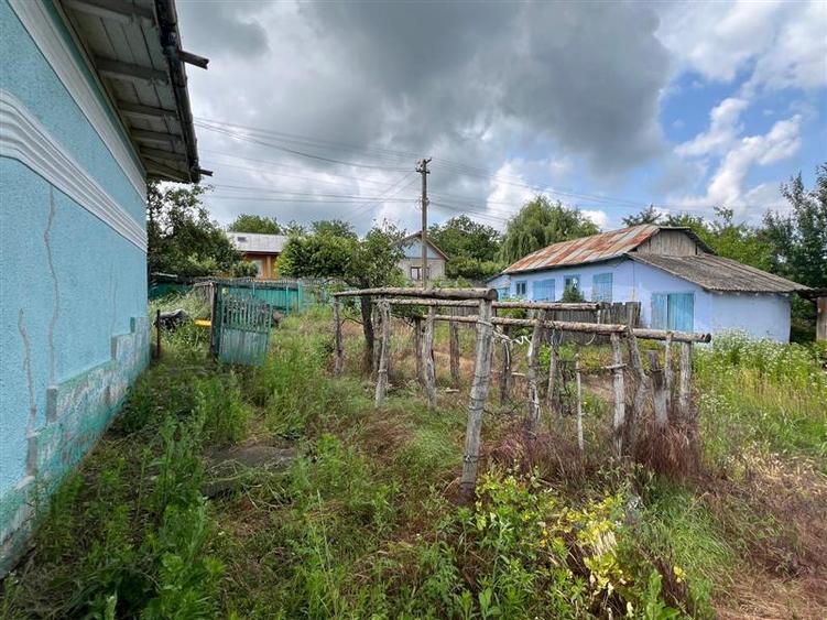 Casă cu 3 camere cu Teren 2600 Mp în Gorban