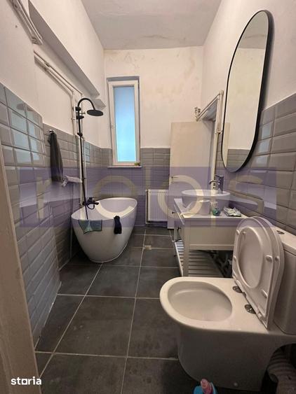 Apartament cu 2 camere decomandat în Centrul Istoric