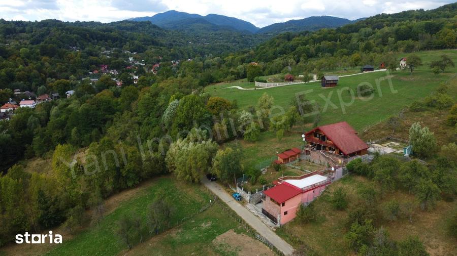 Casă cu 5 camere cu Teren 723 Mp în Bradu