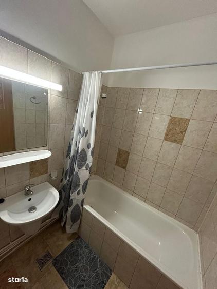 Apartament cu 2 camere decomandat în Granit
