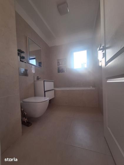 Apartament cu 3 camere în Ostroveni