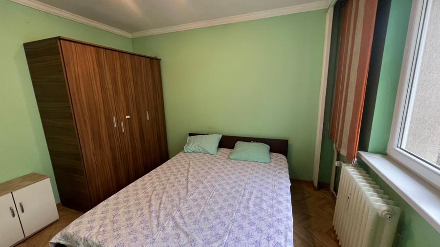 Apartament cu 3 camere decomandat, mobilat în Dristor