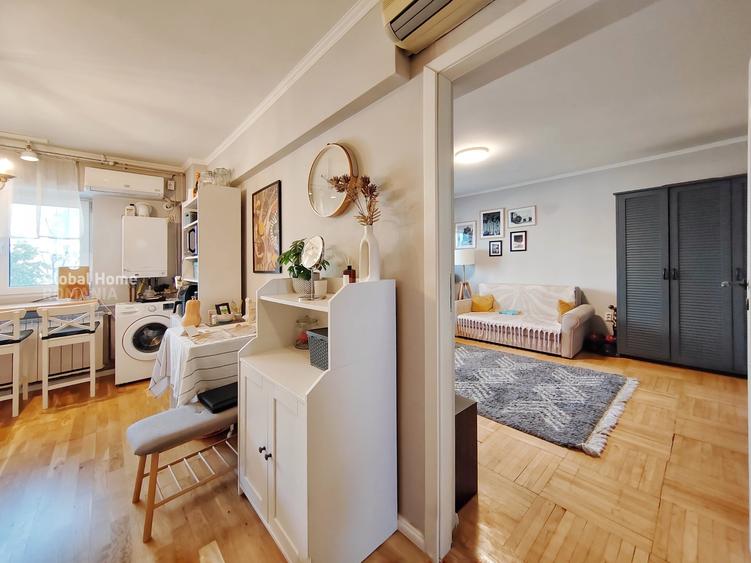 Apartament cu 2 camere decomandat în Moșilor