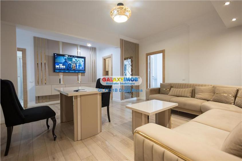 Apartament cu 3 camere semidecomandat, mobilat în Titan