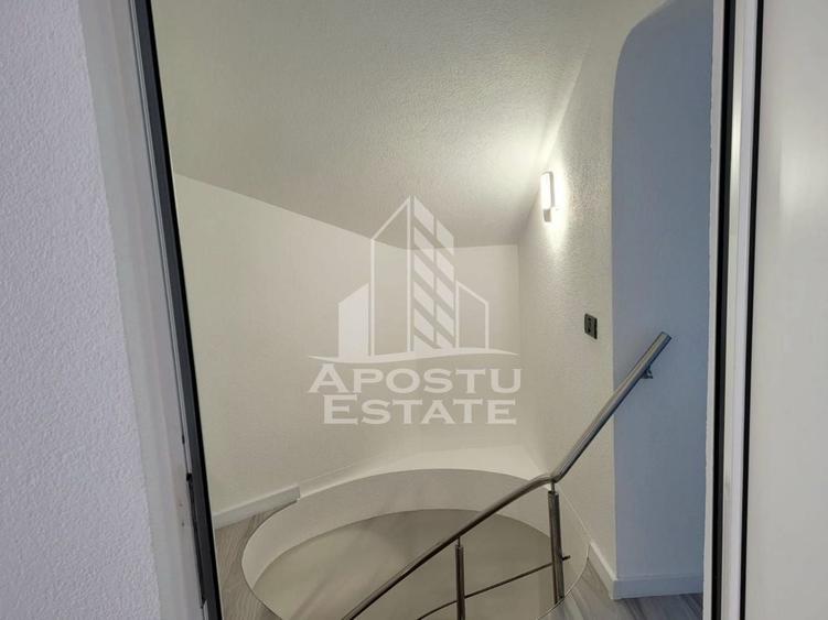 Casă individuală cu 3 camere cu Canalizare în Podgoria
