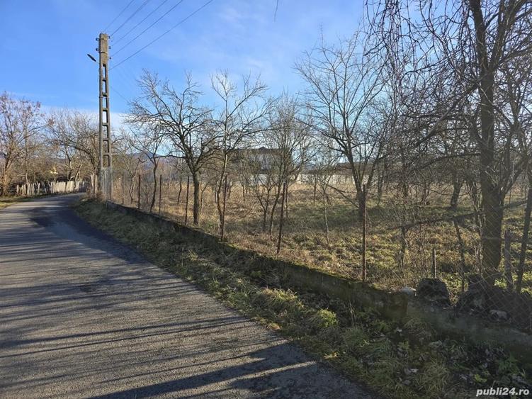 Casă cu 6 camere cu Teren 1400 Mp în Chitid