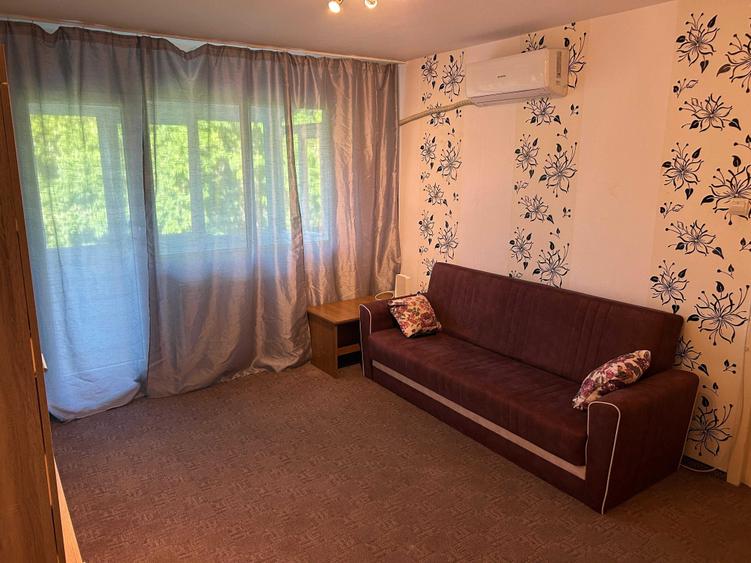 Apartament cu 2 camere semidecomandat în Medicină