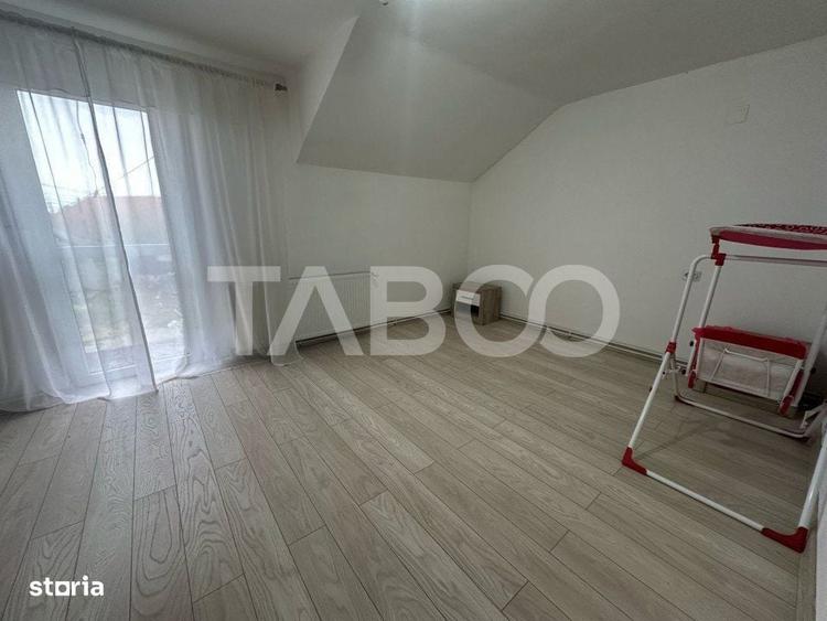 Casă cu 4 camere cu Teren 1040 Mp în Perșani