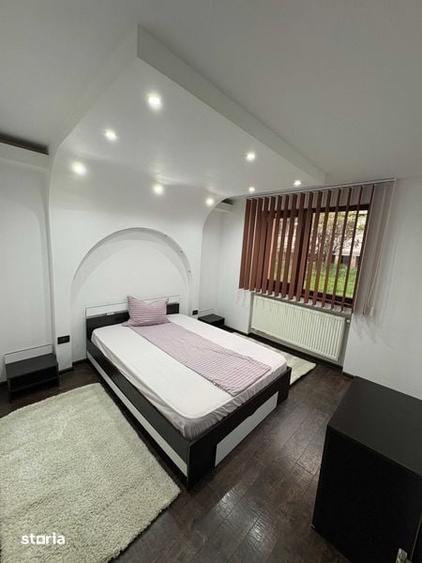 Apartament cu 3 camere semidecomandat în Tolstoi