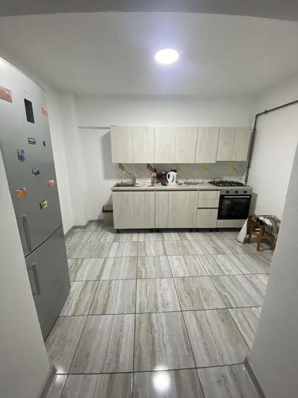 Apartament cu 3 camere în Căteasca