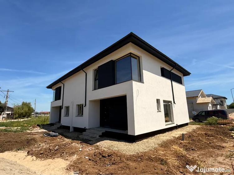 Casă cu 3 camere în Central
