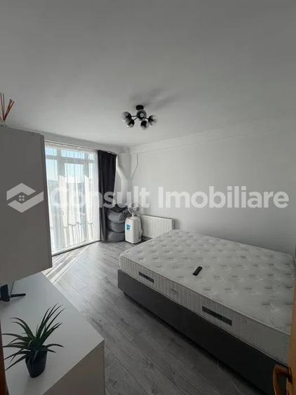 Apartament cu 2 camere semidecomandat, mobilat în Iris
