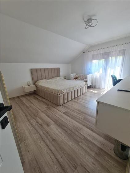 Casă individuală cu 4 camere cu Teren 300 Mp în Hărman